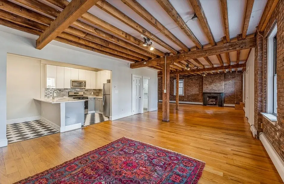 1 bed, 1250 sqft, $4,200 — Photo 2