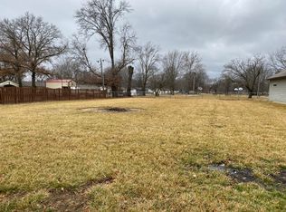 106-108 Lisa Ct, Hallsville, MO 65255