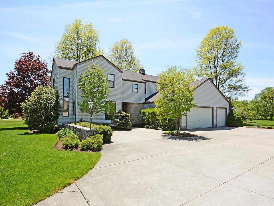 Custom home on 1.42 acres