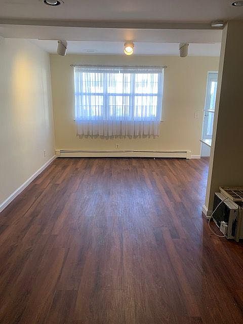 1st image of 1851 Summer St #1