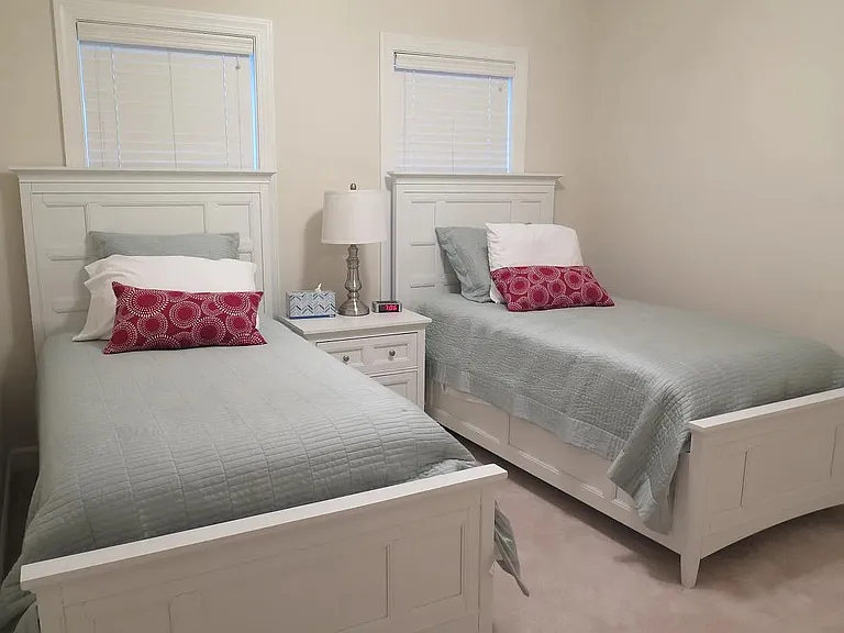 3645 Edgemont Dr #0 — Photo 5
