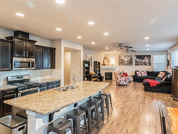 5th image of 1907 184th Street Ct E