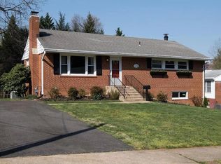 5228 Oldcastle Ln, Springfield, VA 22151