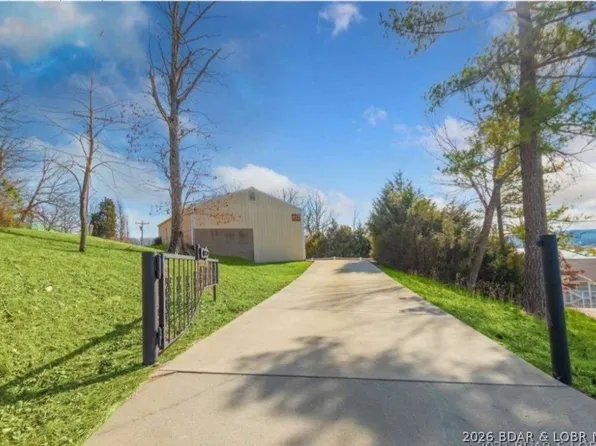 142 Vision Dr, Camdenton, MO 65020