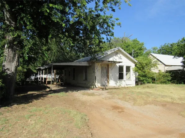 509 W Mayes St, Brownwood, TX 76801