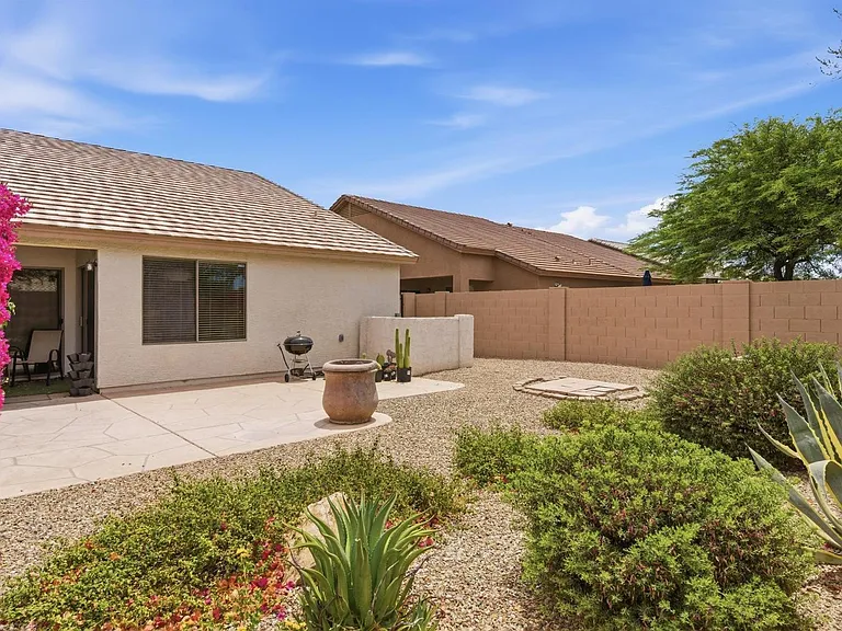 2250 E Deer Valley Rd #106 — Photo 16