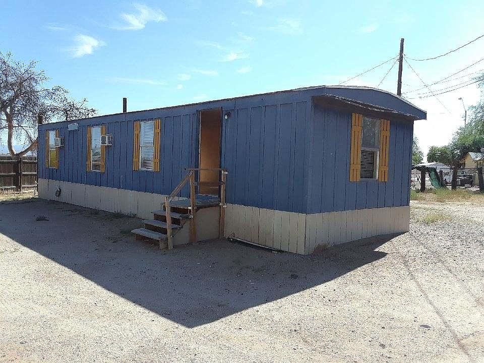 Trailer View
