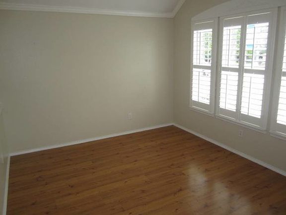 3rd image of 2214 Forest Park Cir