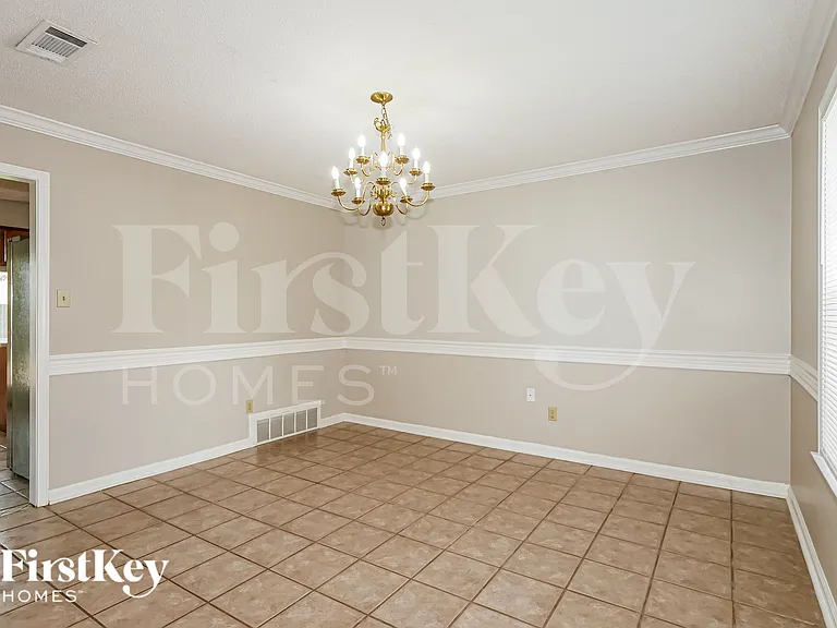 9689 Kingsridge Dr — Photo 6