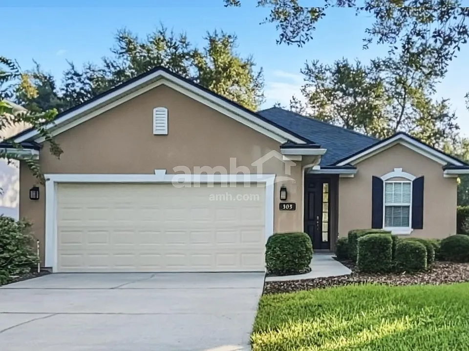 305 Pine Arbor Cir