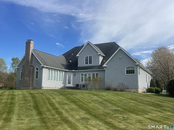 2nd image of 11 Berten Ridge Road