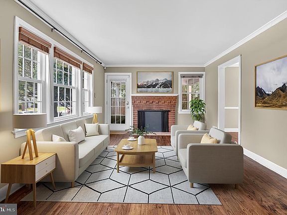 3rd image of 1908 Brisbane St
