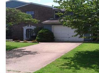 135 Winfield Ct, Fairless Hills, PA 19030