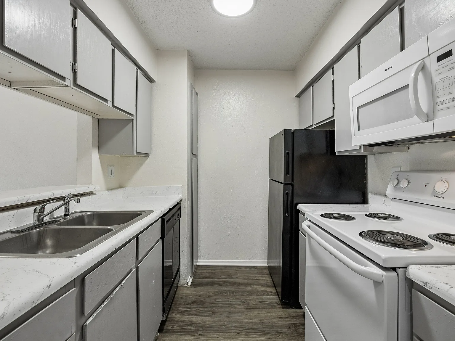 Tealwood Apartment Homes — Photo 1