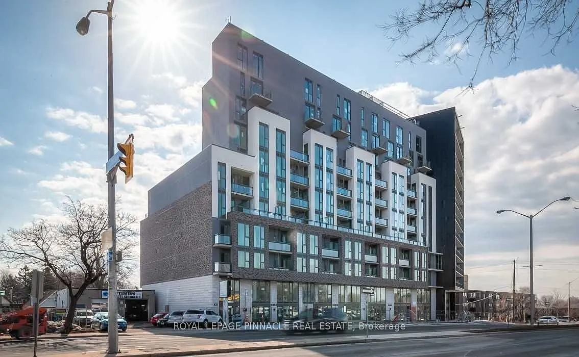 2 bed, $2,200 — Photo 1