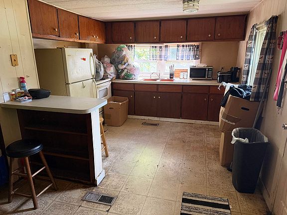 2nd image of 45 Myrtle Street