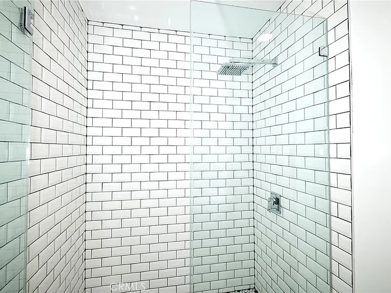 728 Euclid St #A — Photo 16