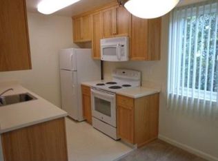 100 Laurel St, San Carlos, CA