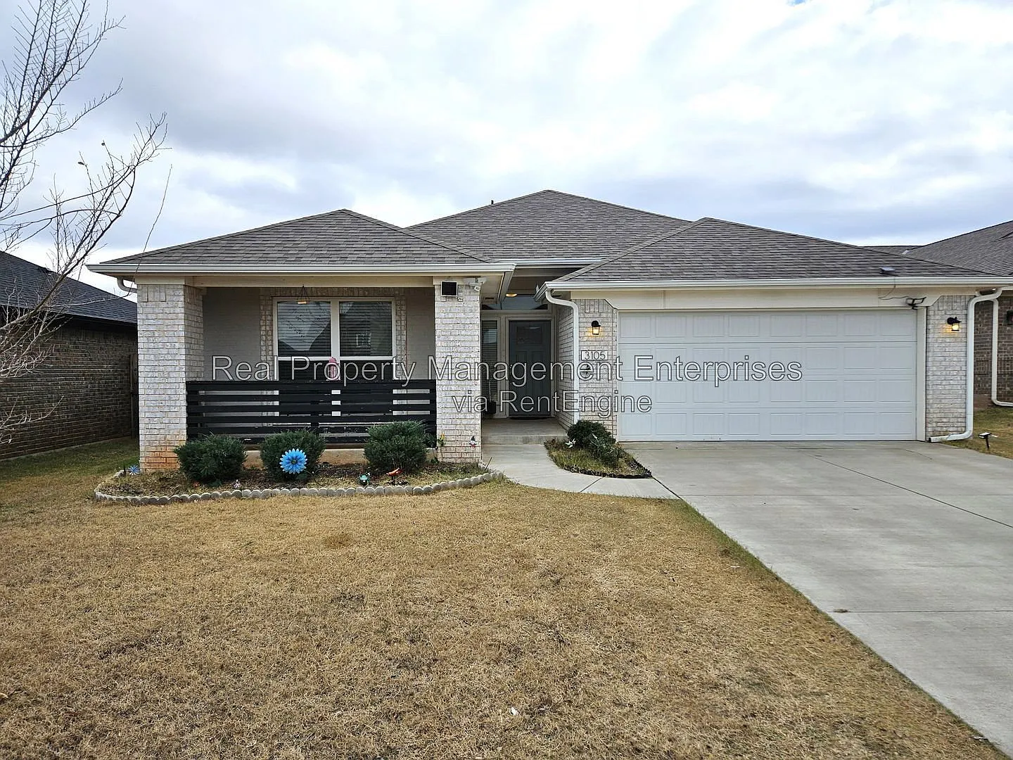 3 bed, 2.0 bath, 1836 sqft, $1,950 — Photo 2