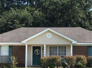 217 Jill Ln, Satsuma, AL 36572