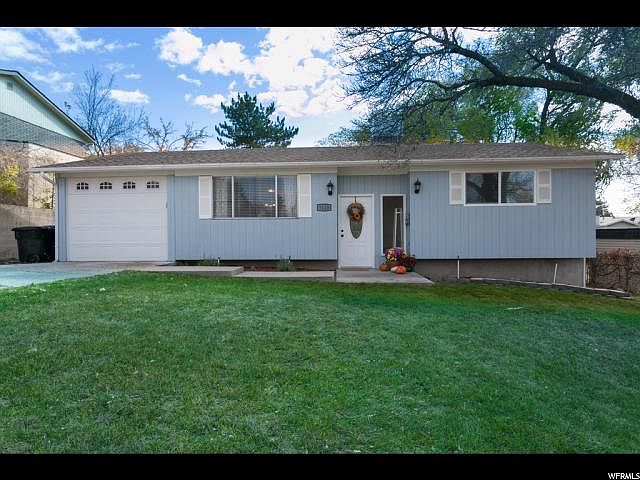 1st image of 1120 E Violet Dr