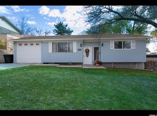 1120 E Violet Dr, White City, UT 84094