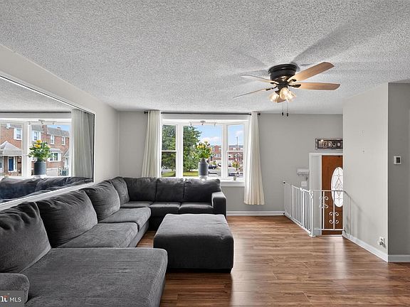 4th image of 11740 Brandon Pl