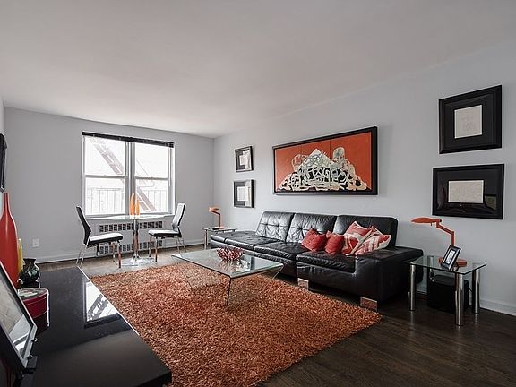 2nd image of 6707 Yellowstone Blvd APT 5C