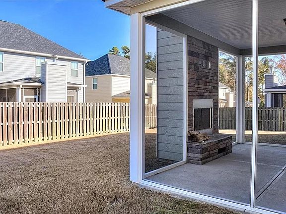 5th image of 518 Gary Glen Dr