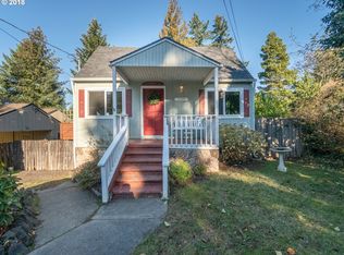5325 SW Arnold St, Portland, OR 97219