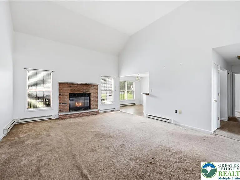 86 Northpark Dr E — Photo 10