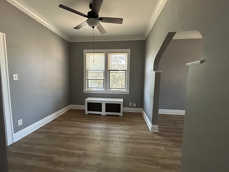 4500 S Wells St — Photo 8