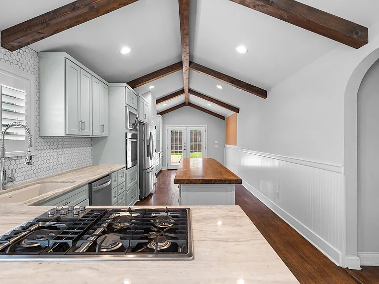 4036 Linden Ave — Photo 15