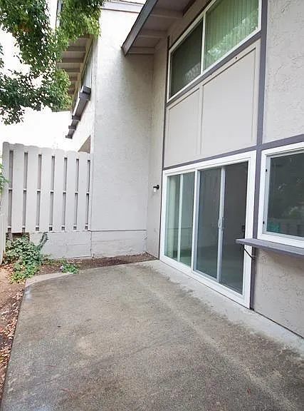 17330 Ruette Abeto — Photo 2