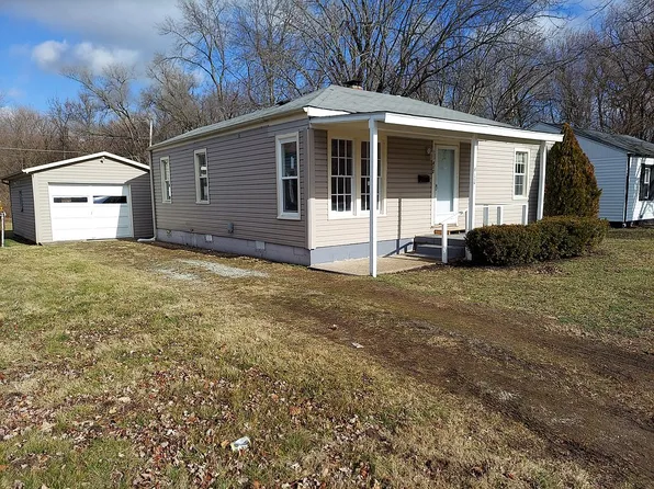 412 E 34th St, Anderson, IN 46013