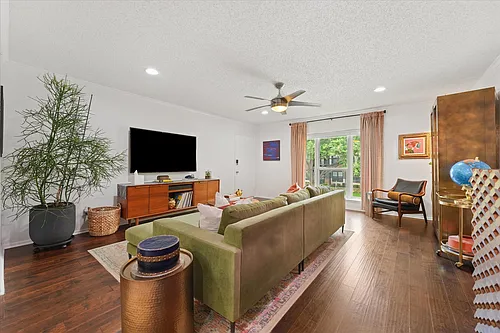 4820 Amesbury Dr #230 Photo 1 4820 Amesbury Dr #230 Photo 1