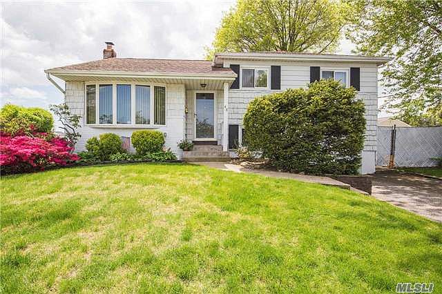 1st image of 48 Larch St