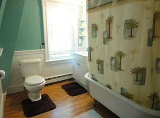 1022 State Rd, Plymouth, MA 02360