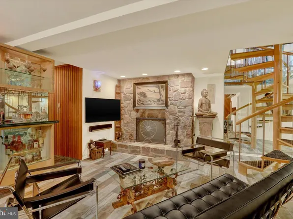 58 Sutphin Pnes, Yardley, PA 19067