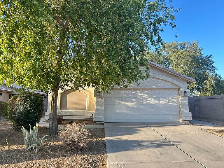 11438 W Virginia Ave — Photo 1