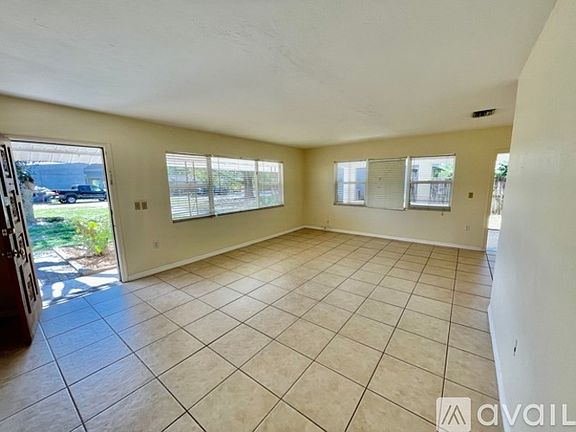 3rd image of 2311 Bougainvillea St