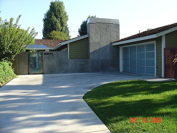 Front view - better view of entrance pergola