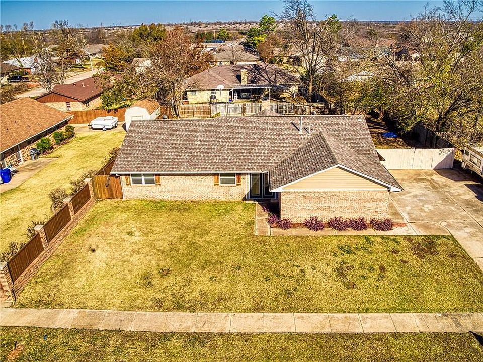 1st image of 1605 High Meadows Dr