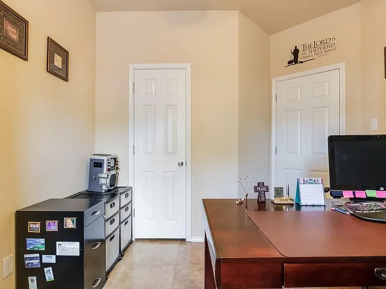 1261 Rainbow Parke Dr — Photo 13