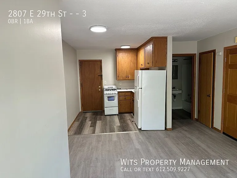 2807 E 29th St #3 — Photo 4