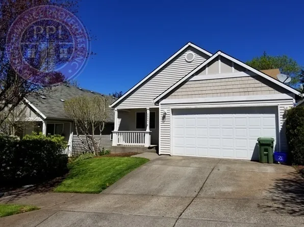 38981 Cascadia Village Dr, Sandy, OR 97055