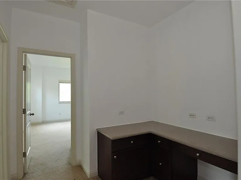 3323 Pine Needle Cir — Photo 20