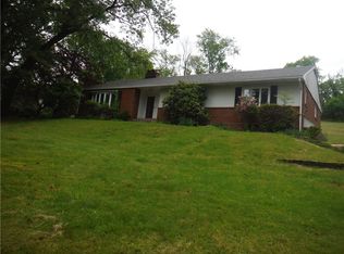 1260 Fox Chapel Rd, Pittsburgh, PA 15238