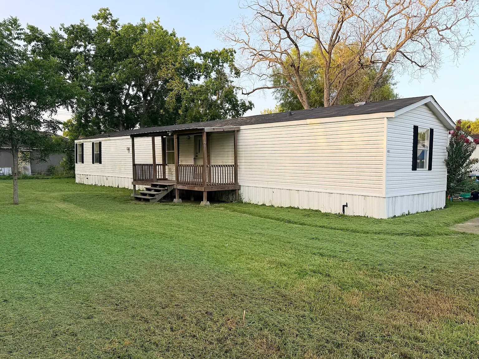 3 bed, 1178 sqft, $1,500 — Photo 1