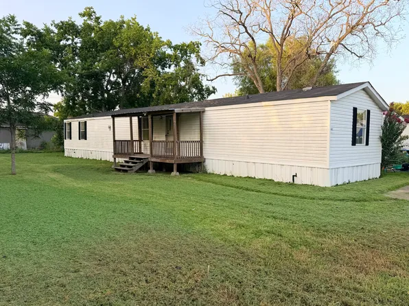 4801 22nd St #1, Dickinson, TX 77539